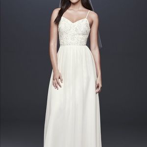 NEW! David Bridal Wedding Dress 👗